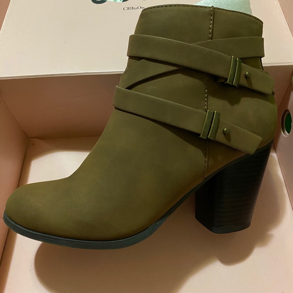 Brown block chunky booties